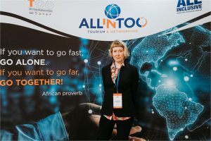 2021_12_15 - ALLinTOO001-080-male