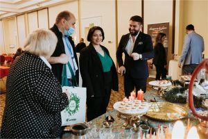 2021_12_15 - ALLinTOO001-136-male